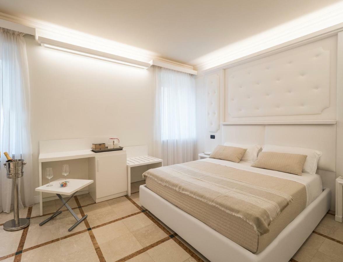 Opera Arte Rooms Porto Recanati Kültér fotó